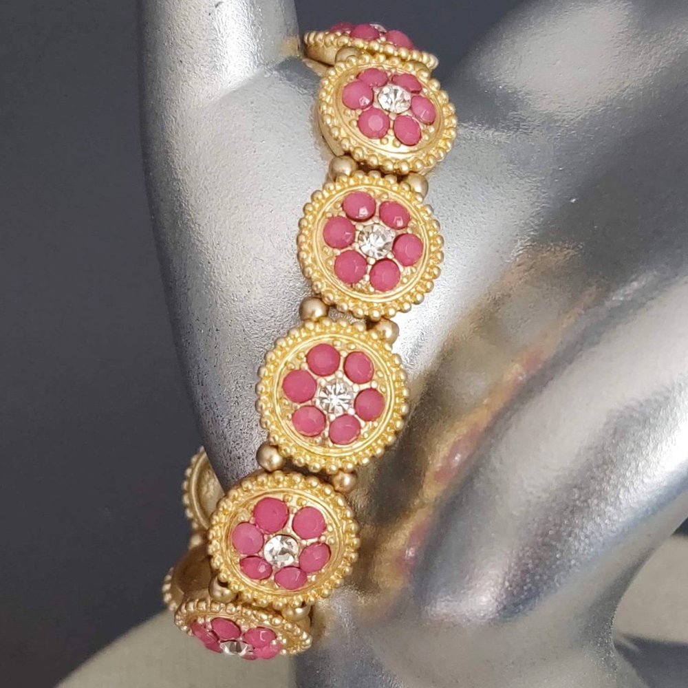 Gold, dusty pink & crystal flower stretch bracelet